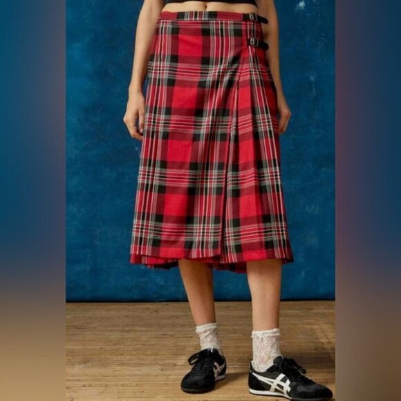 Urban Outfitters - BDG, Adley Pleated Midi Skirt - Red. Size: S. NWT. - Picture 6 of 11